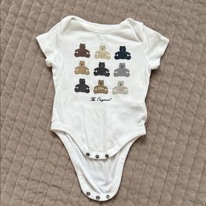 GAP Cream Multi-Bear Print Kids Bodysuit